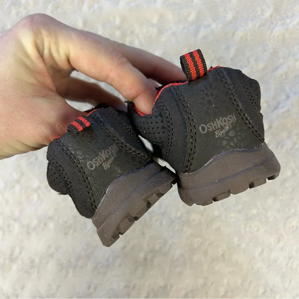 OshKosh B’Gosh Slip On Shoes Brown Size 6